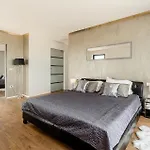Villa Aria