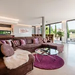 Villa Aria
